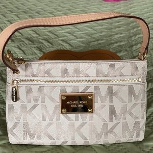 Michael Kors Wristlet